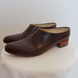 Nisolo Mariella mule brandy brown leather bootie